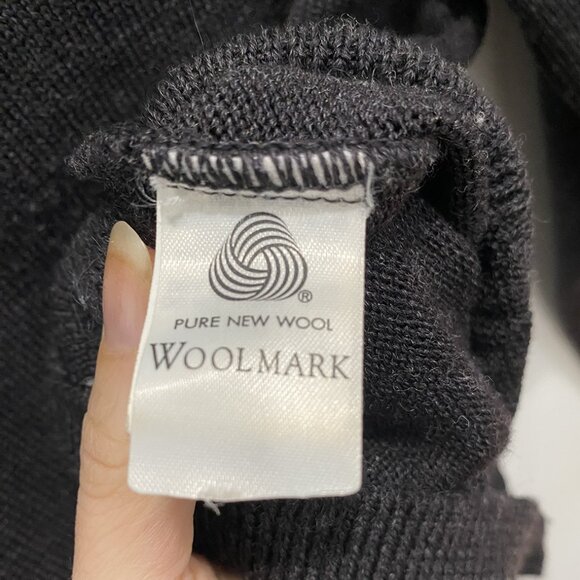 Caves Collect | Black Pure Wool Cropped Turtleneck Sweater – Size S 🖤✨ - Picture 7 of 11